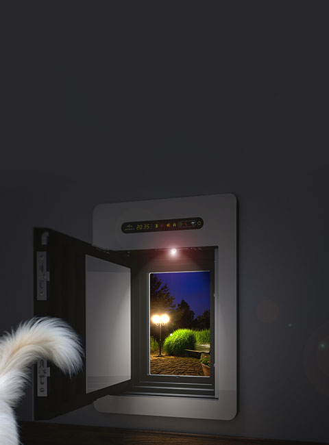 Insulated dog door / dog flap, made by petWALK.